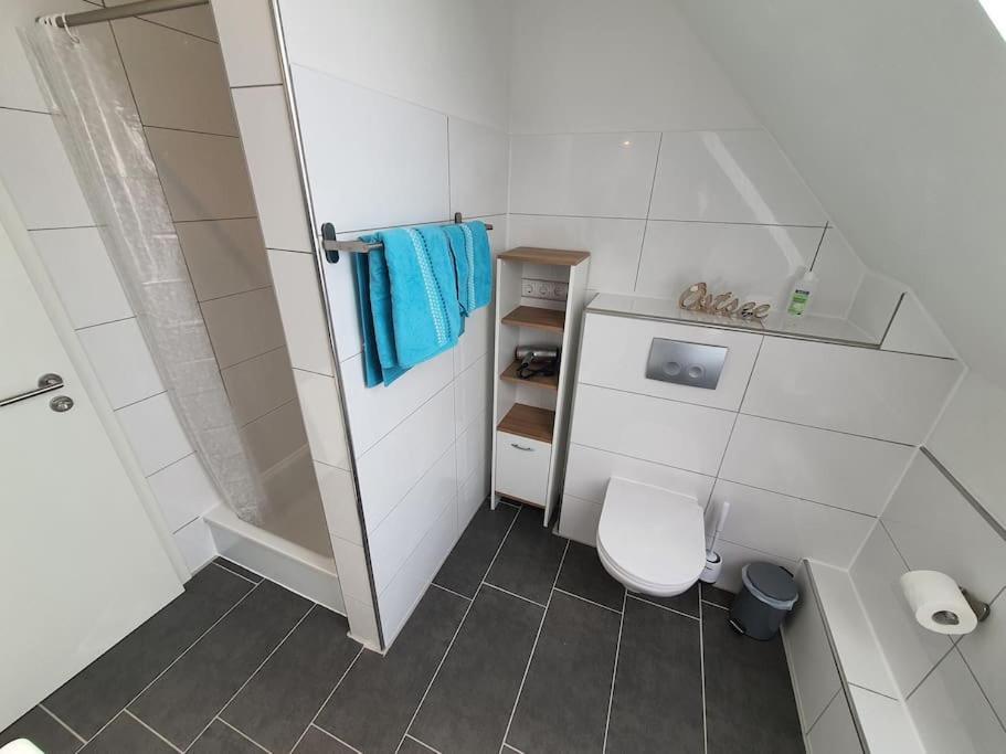 Kiel-Russee Familienwohnung, Lademoeglichkeit, Co2 Frei מראה חיצוני תמונה